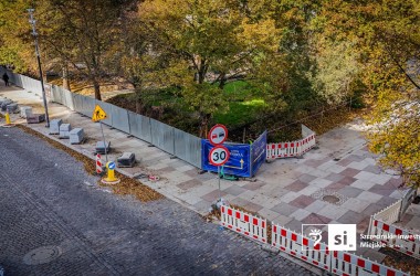 <span>Plac Orła Białego 9</span>
